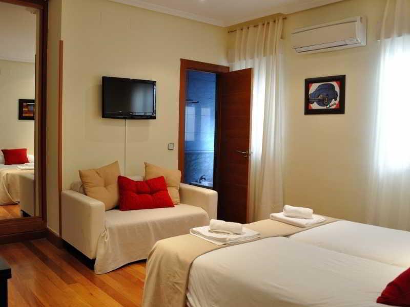 Gran Via Sol Apartamentos Madrid Exterior foto